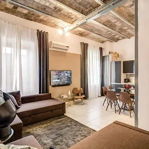 Apartment The Great Pop, Rome